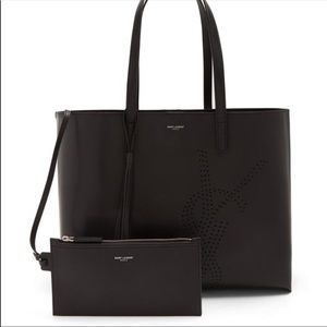 ❌SOLD❌❤️Gorgeous black YSL tote ❤️❌SOLD❌